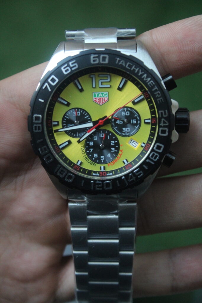 Tag heuer F1 Yellow 43mm
