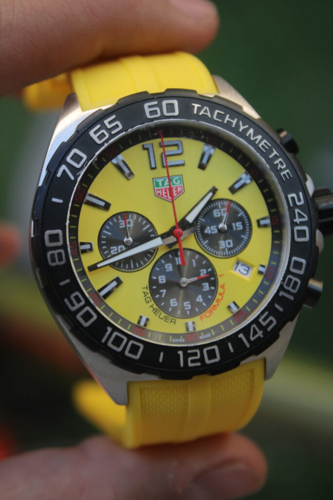 Tag heuer Formula 1 43mm Yellow