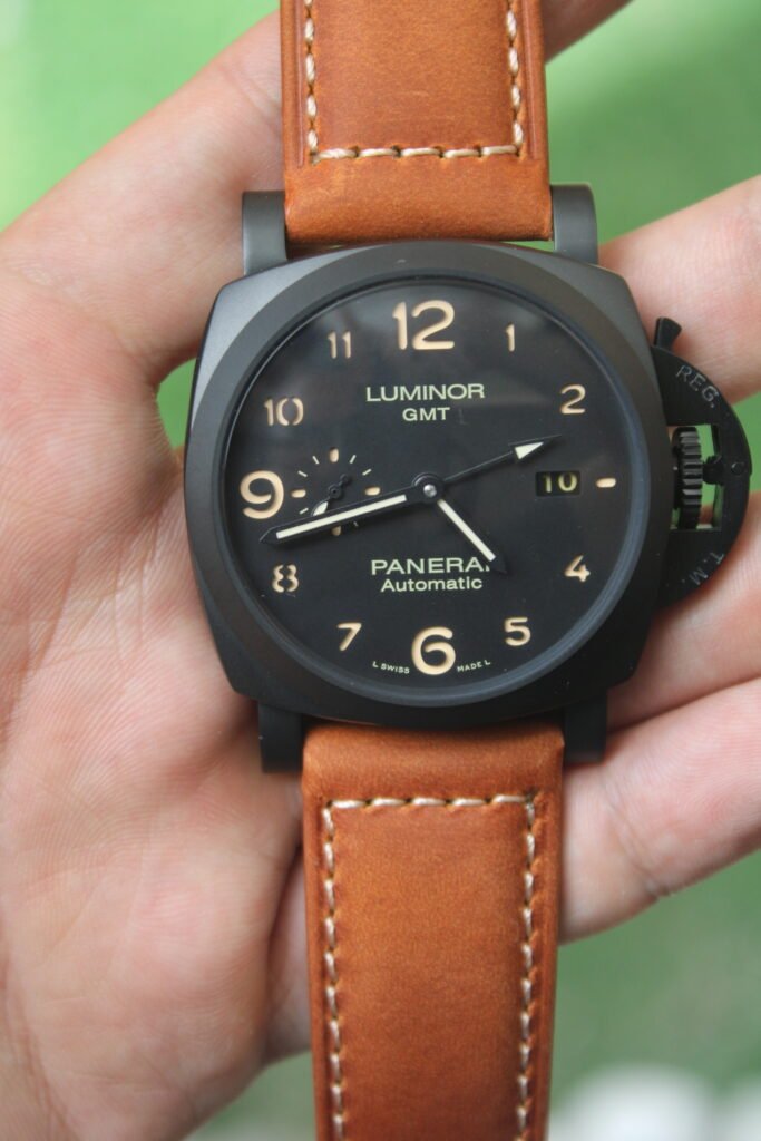 Panerai Luminor GMT Ceramic